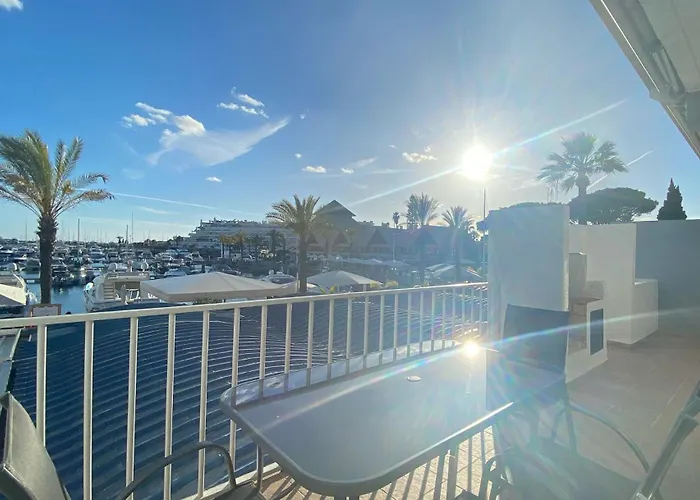 Intemporal Duplex Marina T2 Hsr Marina شقة فيلامورا